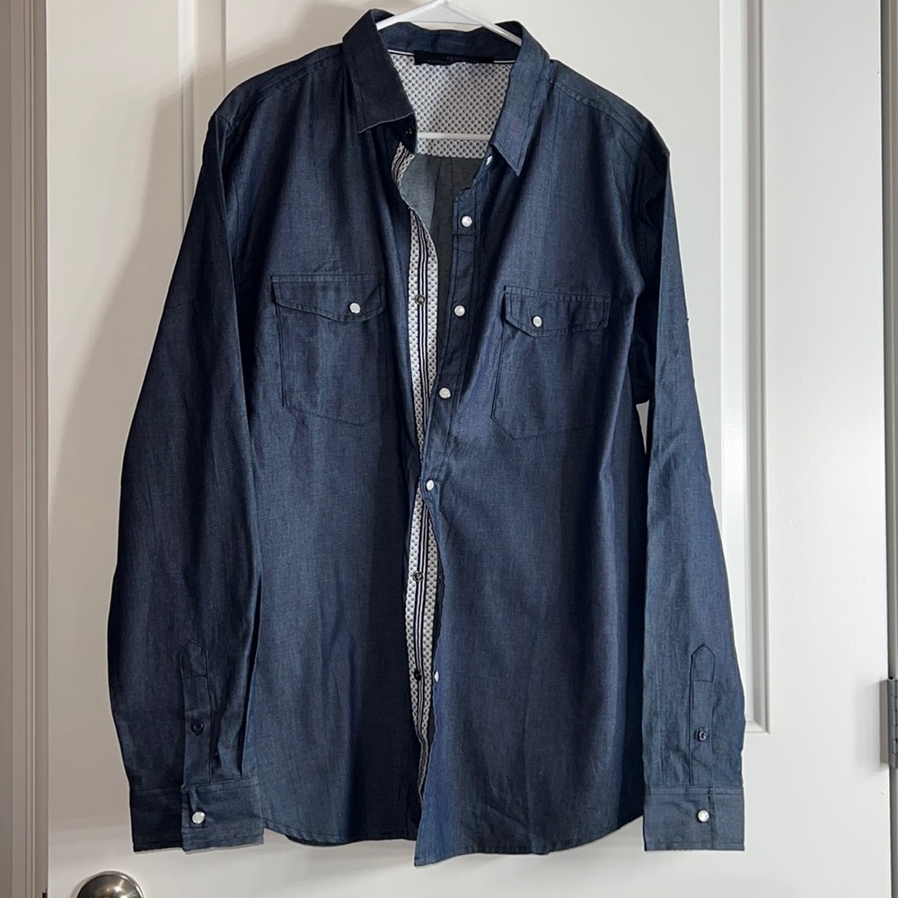 Brand new men’s personal privilege button up